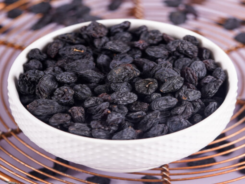  Black Raisins