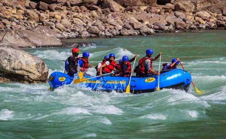 River rafting 