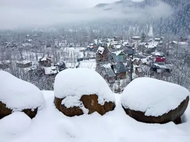  Mountains in the Kashmir region