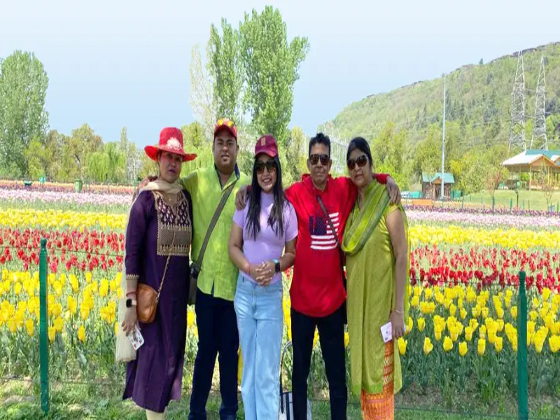 Kashmir Family Tour Packages