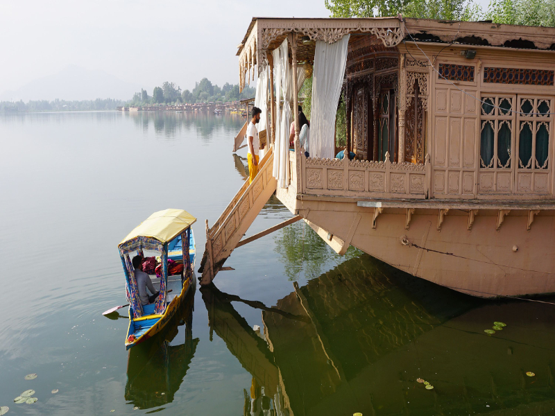 A Houseboat 