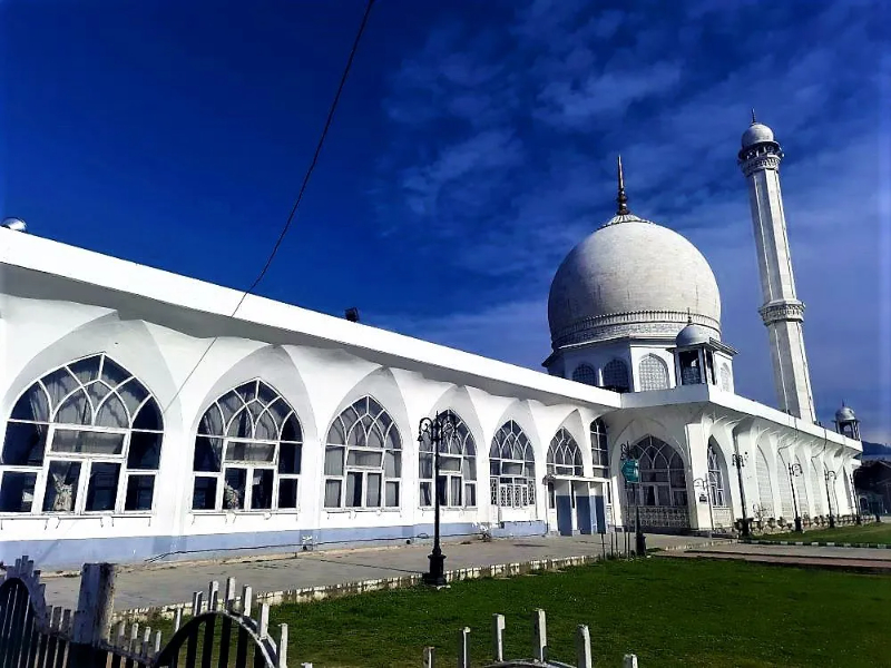 Dargah Hazatbal.