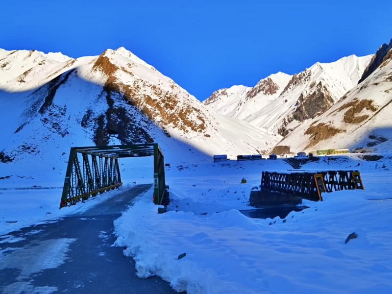 Sonamarg Winter Photography Tour