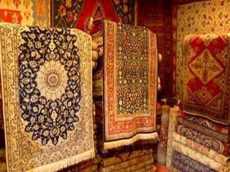 Carpet weaving