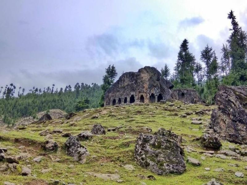 Kalaroos caves,