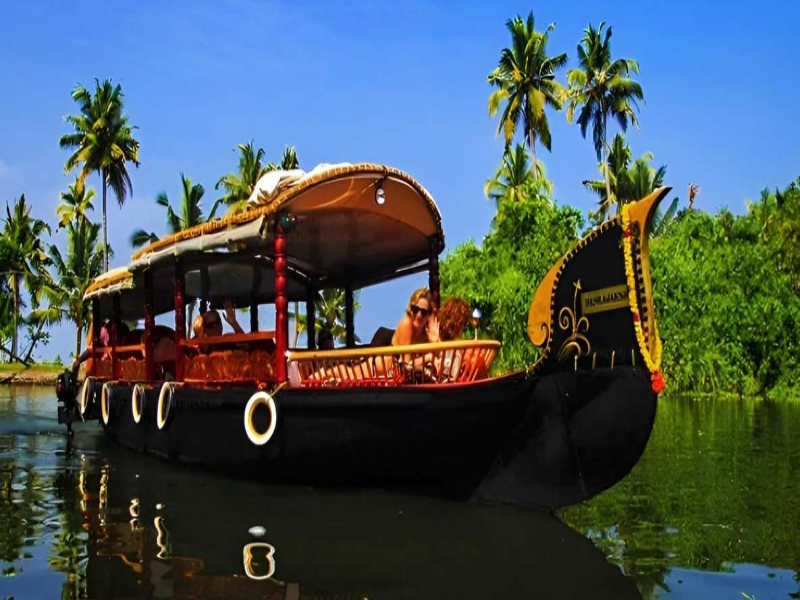 Shikara boats 