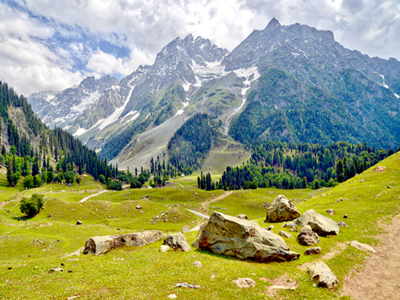 Sonamarg Valley