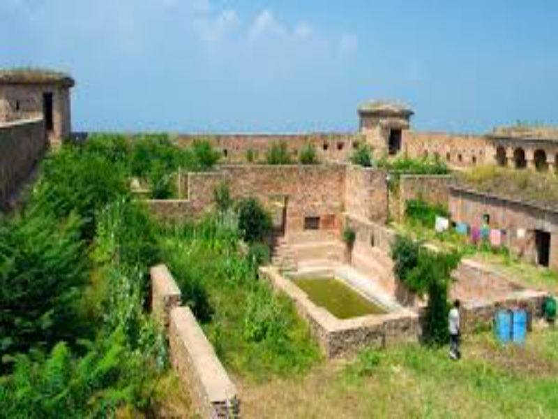 Hari Parbat Fort.