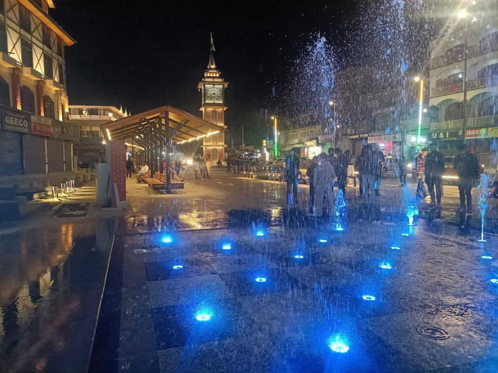 Laser-water fountain