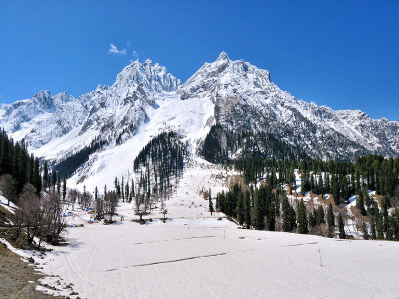 Thajiwas glacier