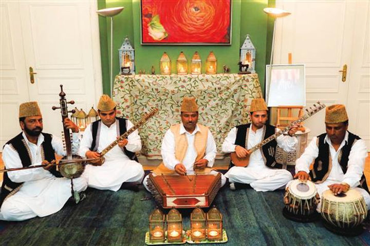 Musical instruments of Kashmir