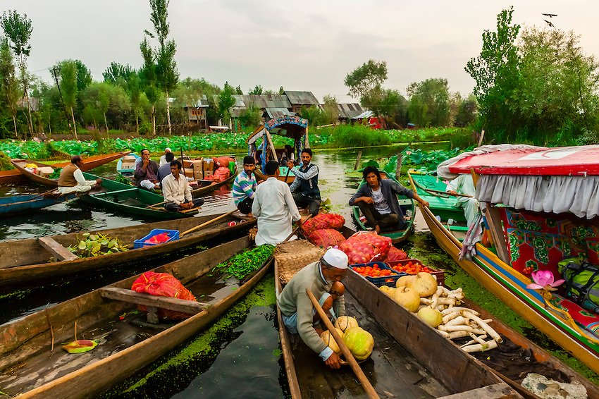 Floating Market's History