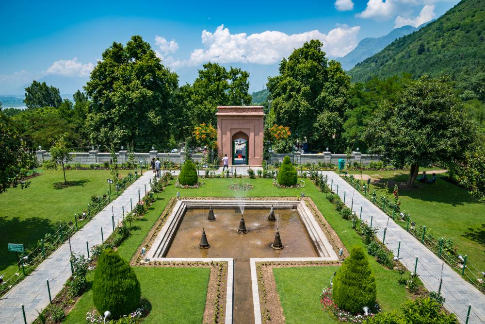 Mughal garden Srinagar